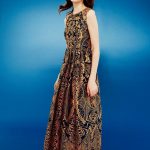 Mary Katrantzou türkíz mintás ruha divat